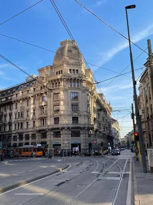 Santa Sofia Apartment Milan